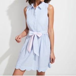 Vineyard Vines Belted & Scalloped Seercucker Sleeveless Dress